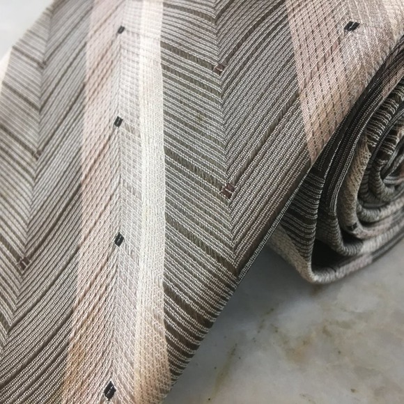 DONA SILK TIE - Picture 10 of 11